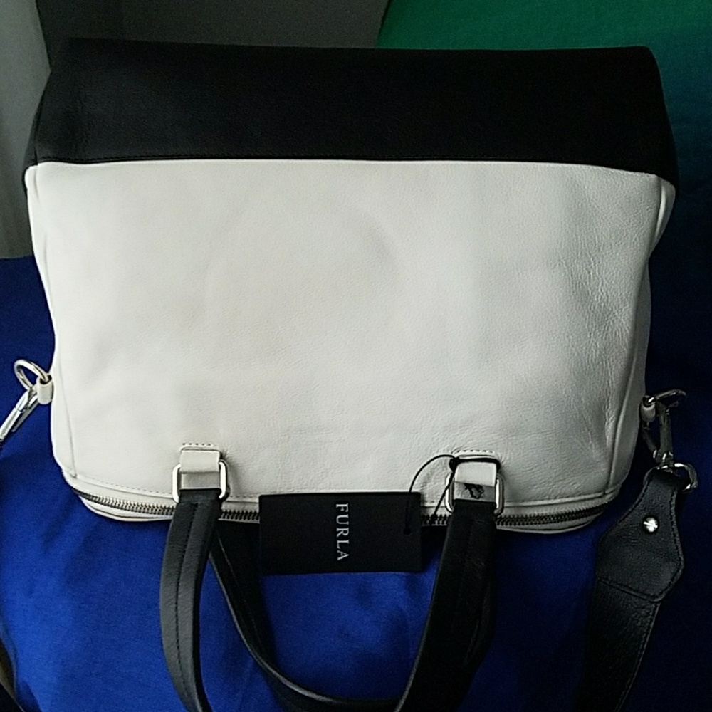 Handbag - Picture 7 of 8